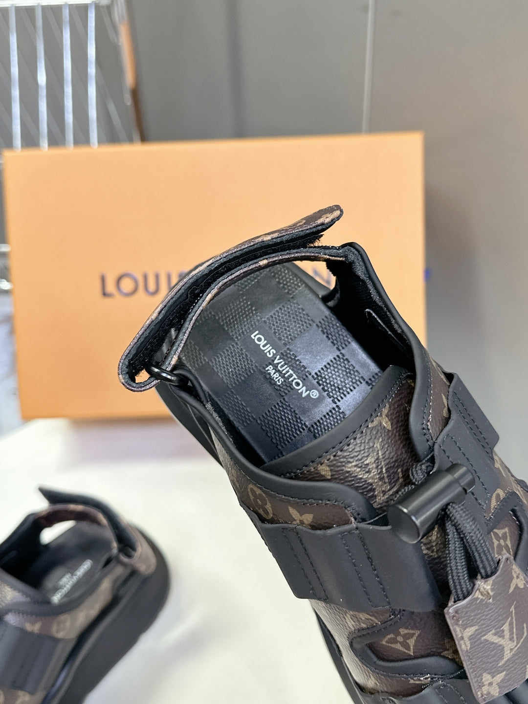 LuxluxHouse Best Quality Women Shoes Louis Vuitton