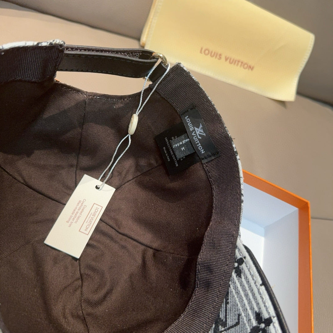 LuxluxHouse Best Quality Caps Louis Vuitton