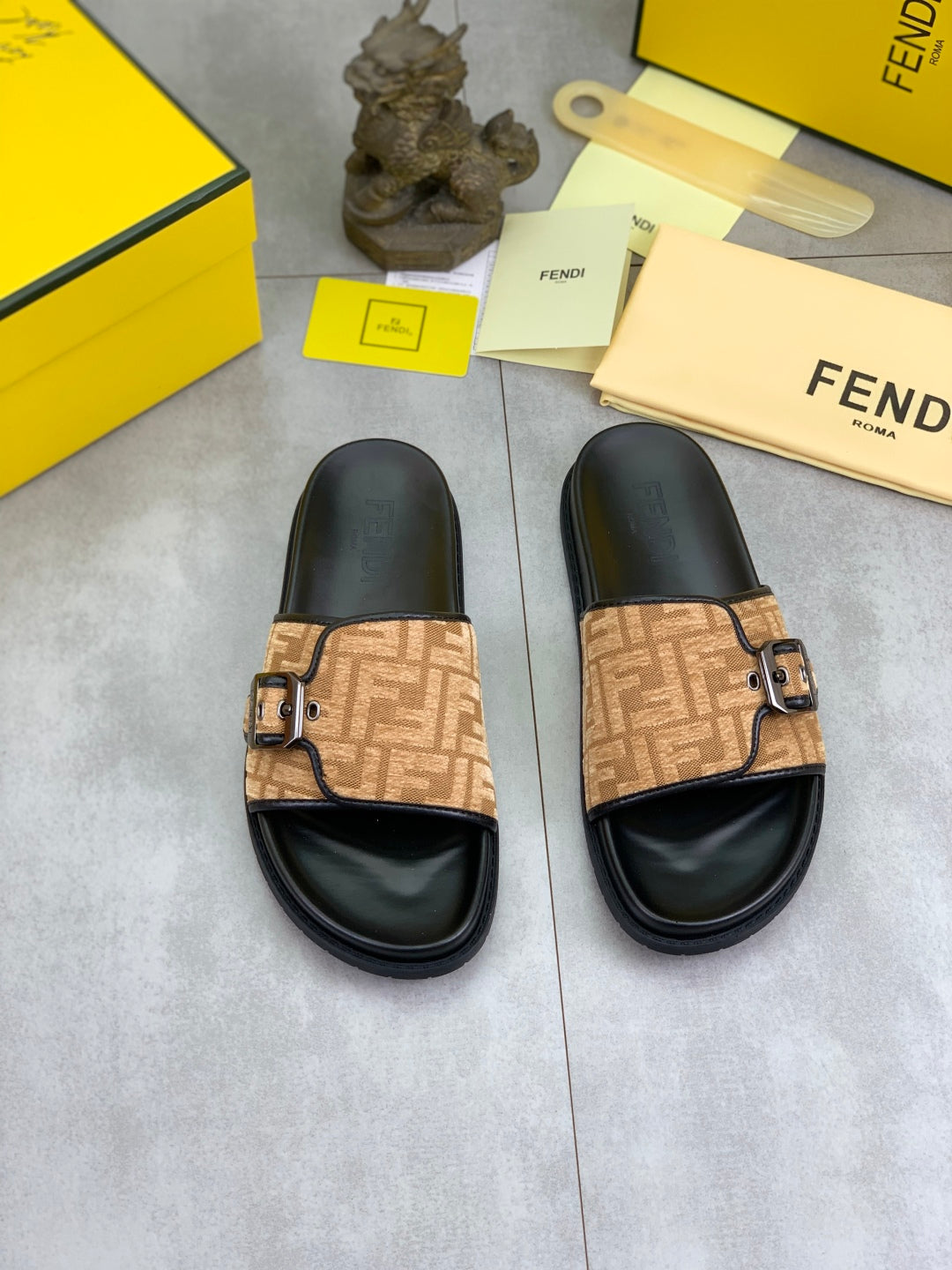 LuxluxHouse Best Quality Sandals Fendi