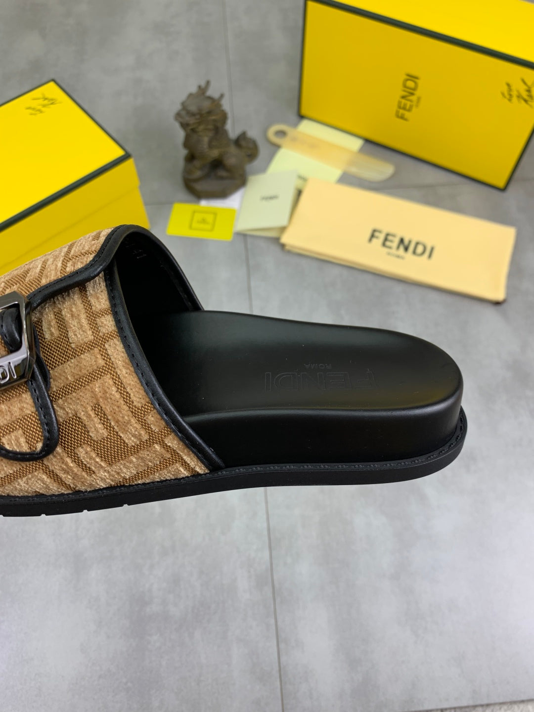LuxluxHouse Best Quality Sandals Fendi