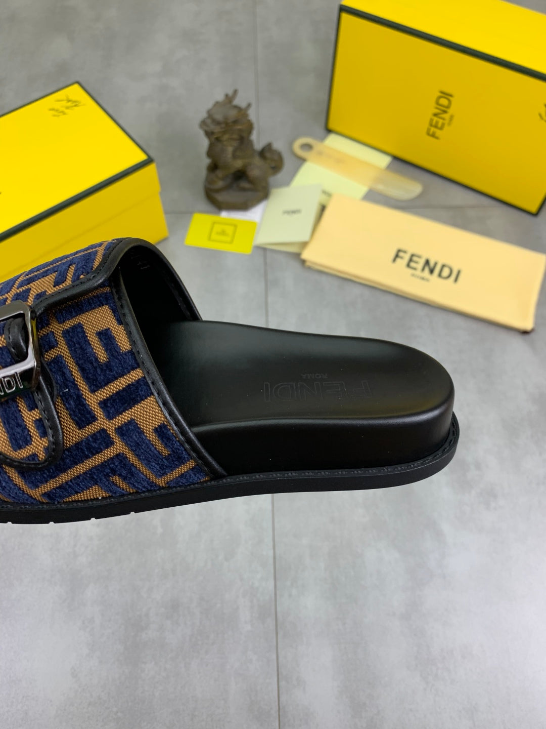 LuxluxHouse Best Quality Sandals Fendi