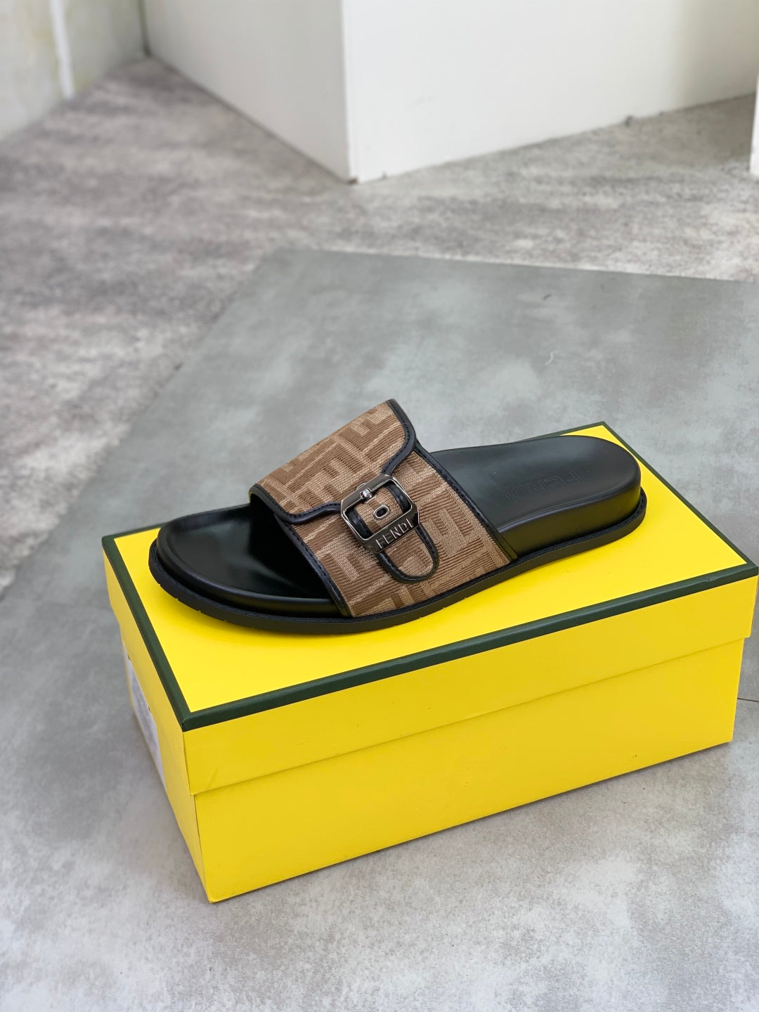 LuxluxHouse Best Quality Sandals Fendi