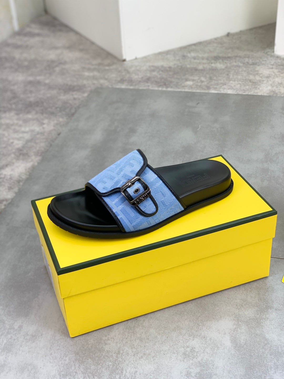 LuxluxHouse Best Quality Sandals Fendi