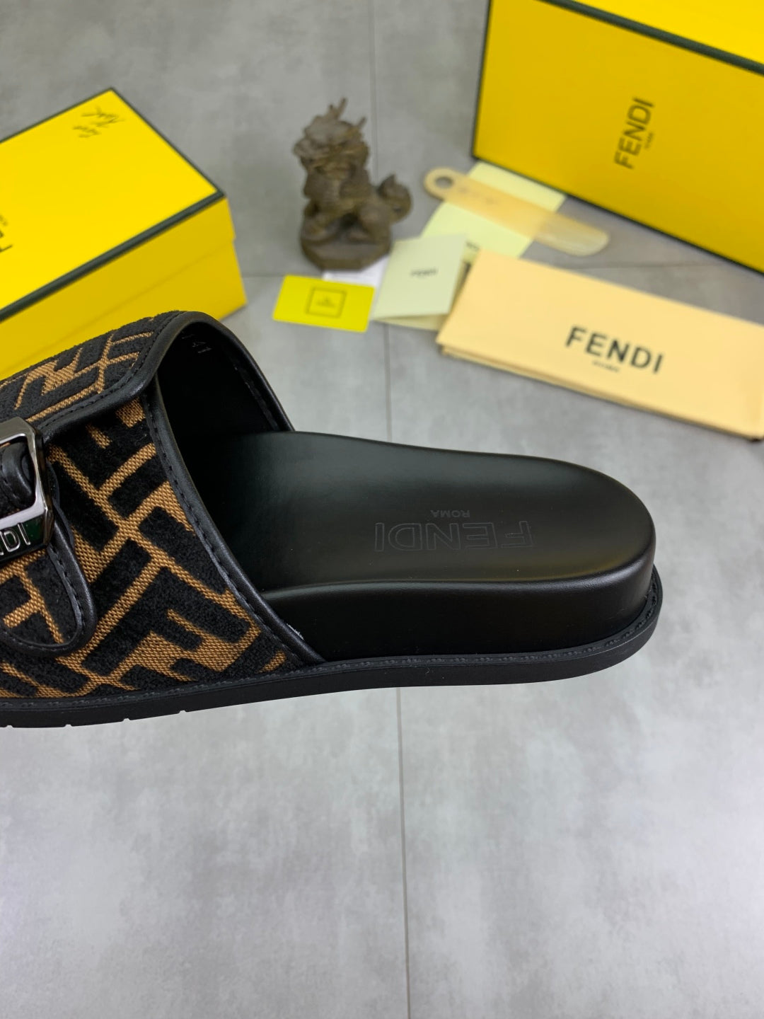 LuxluxHouse Best Quality Sandals Fendi
