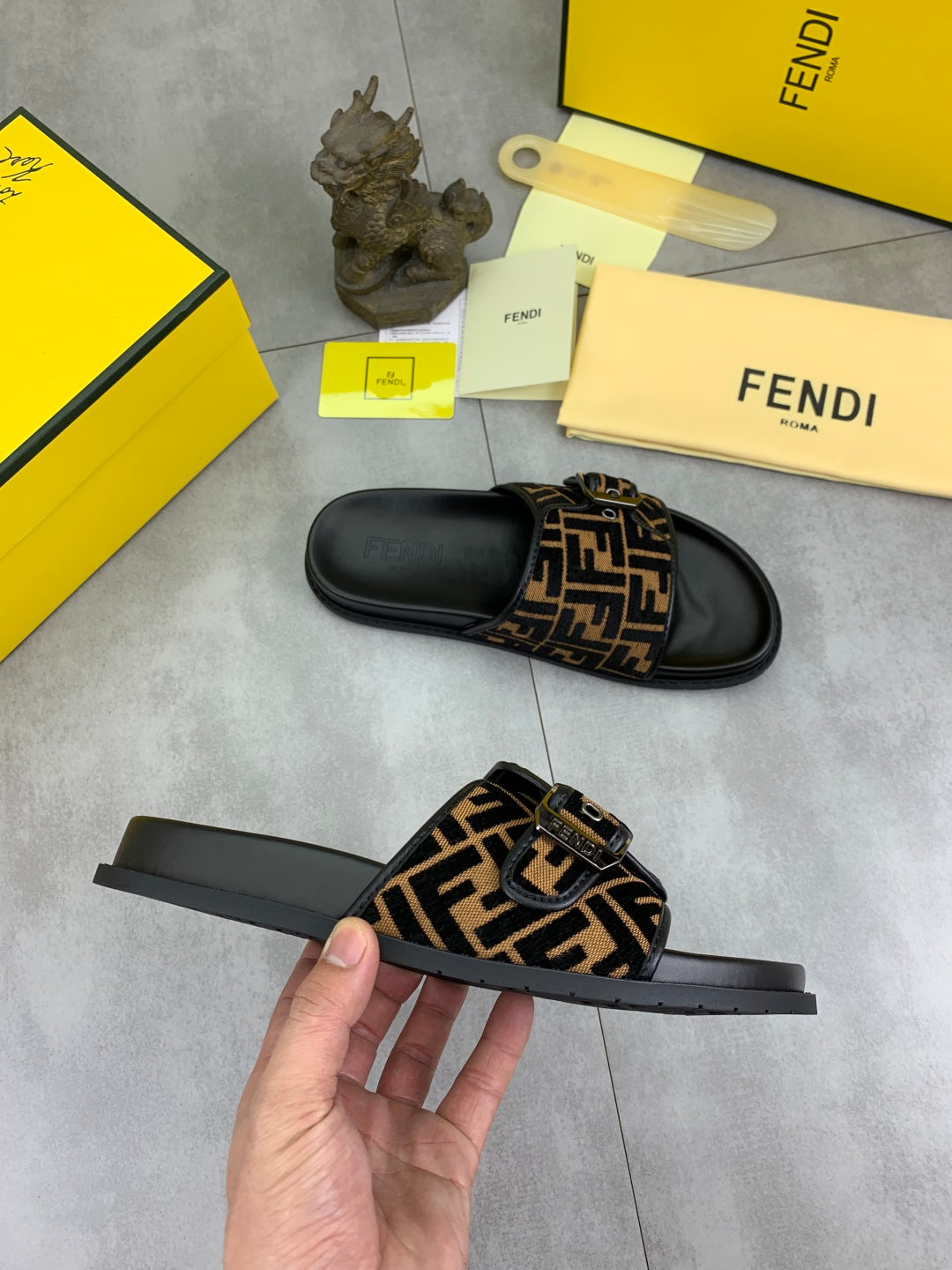 LuxluxHouse Best Quality Sandals Fendi