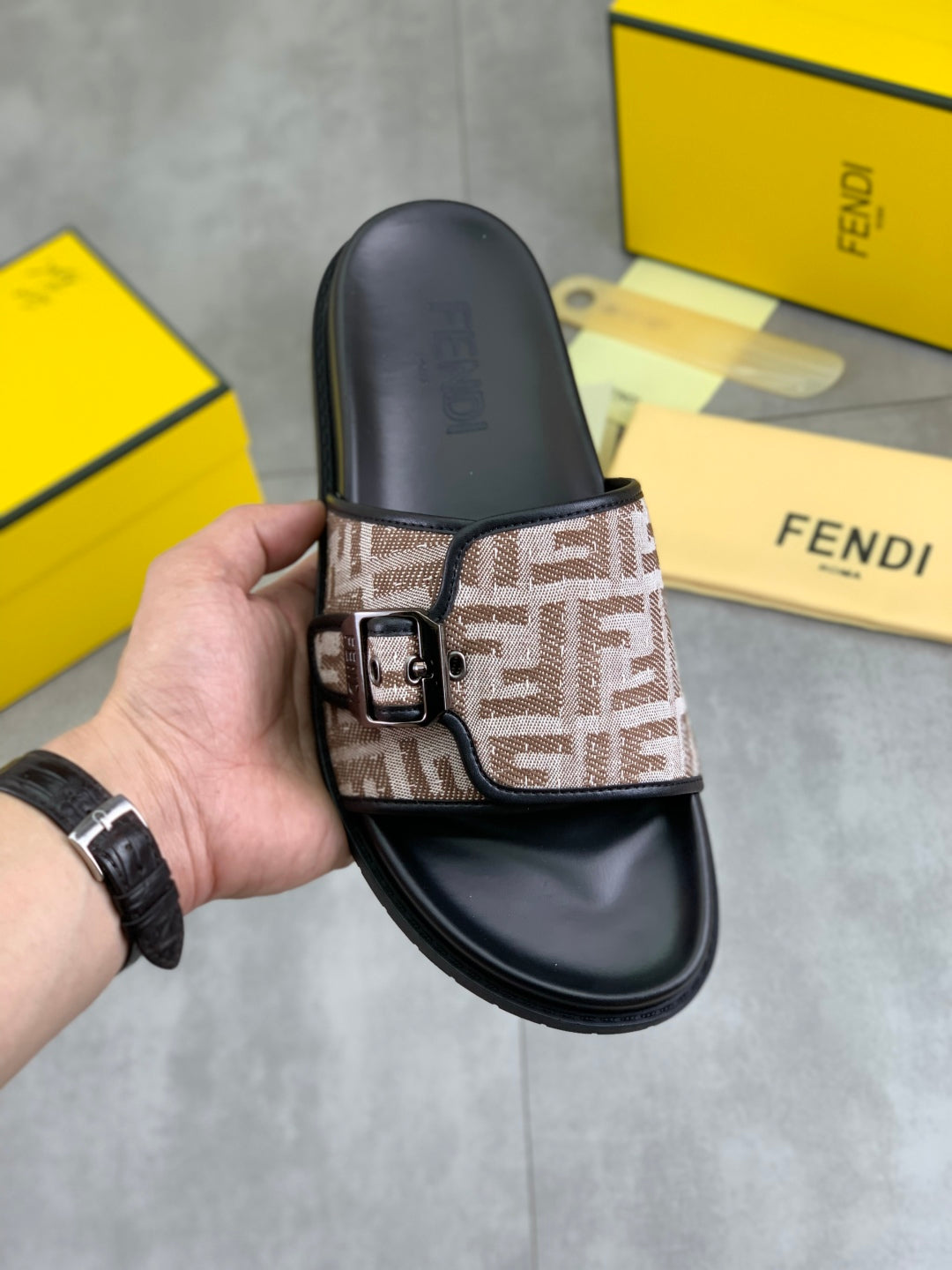 LuxluxHouse Best Quality Sandals Fendi