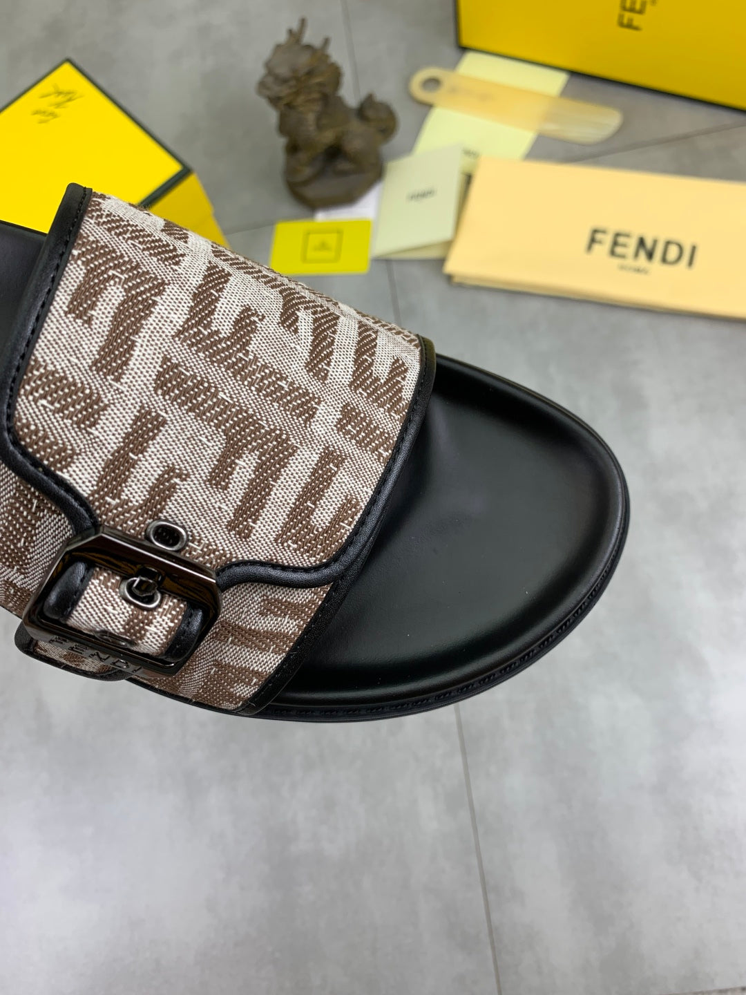 LuxluxHouse Best Quality Sandals Fendi