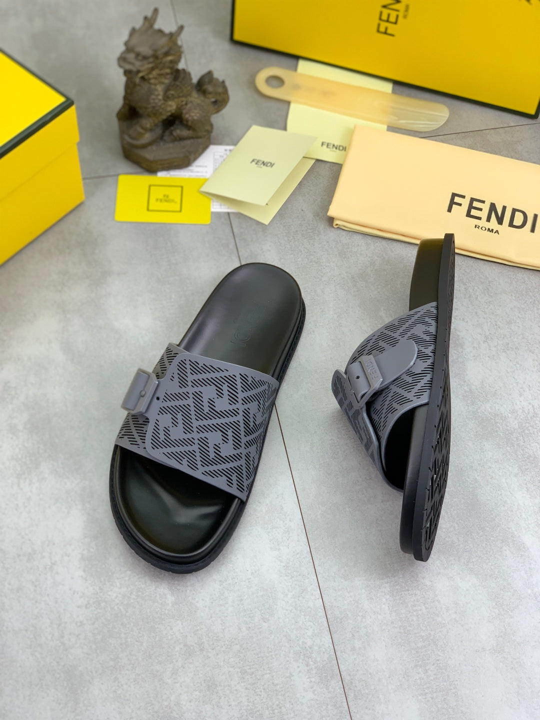 LuxluxHouse Best Quality Sandals Fendi