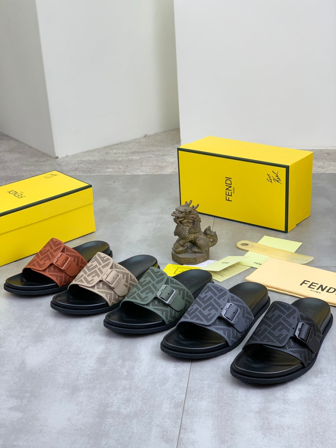 LuxluxHouse Best Quality Sandals Fendi
