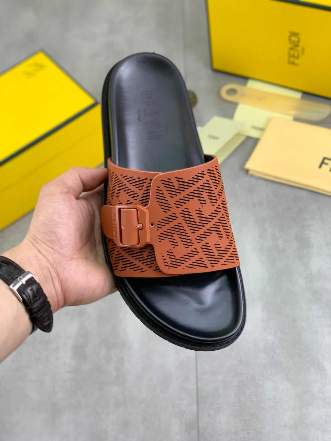 LuxluxHouse Best Quality Sandals Fendi