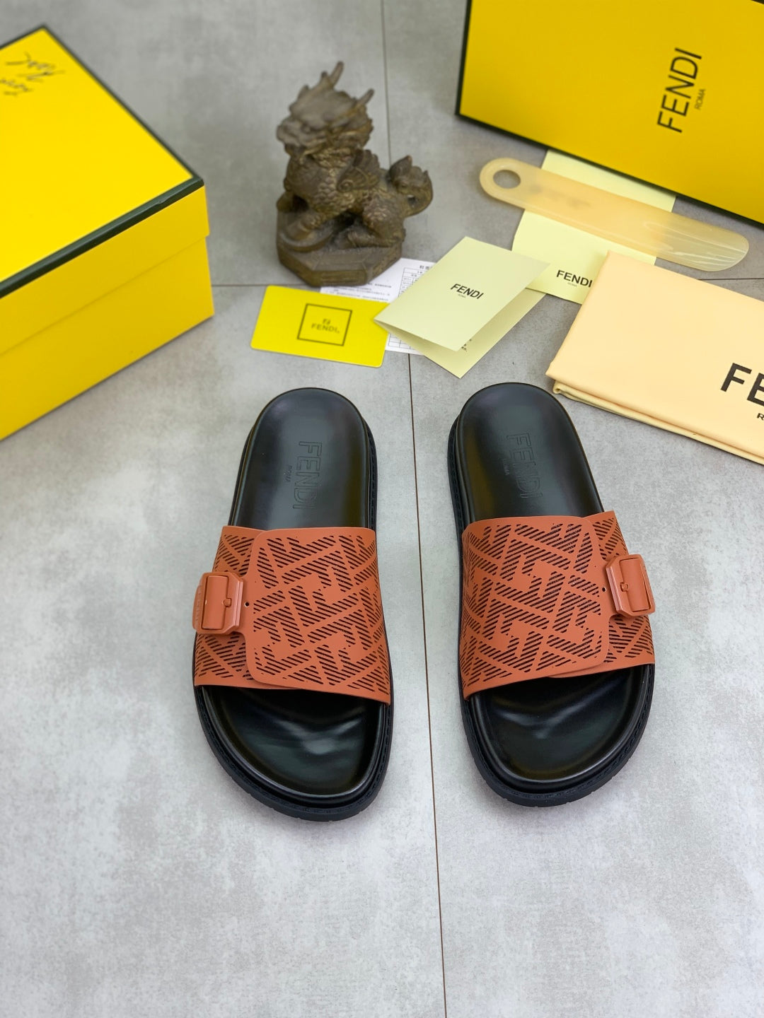 LuxluxHouse Best Quality Sandals Fendi