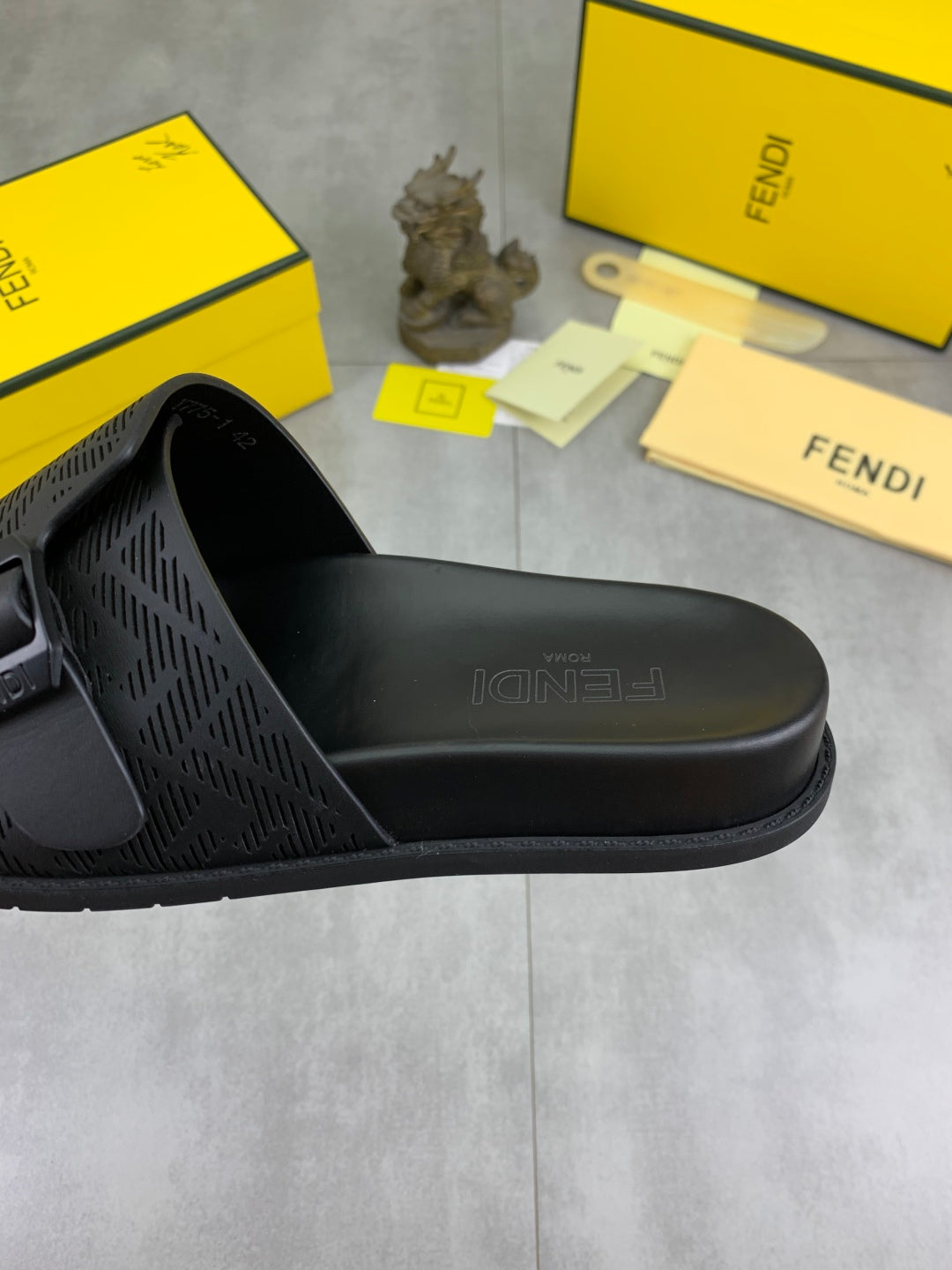 LuxluxHouse Best Quality Sandals Fendi