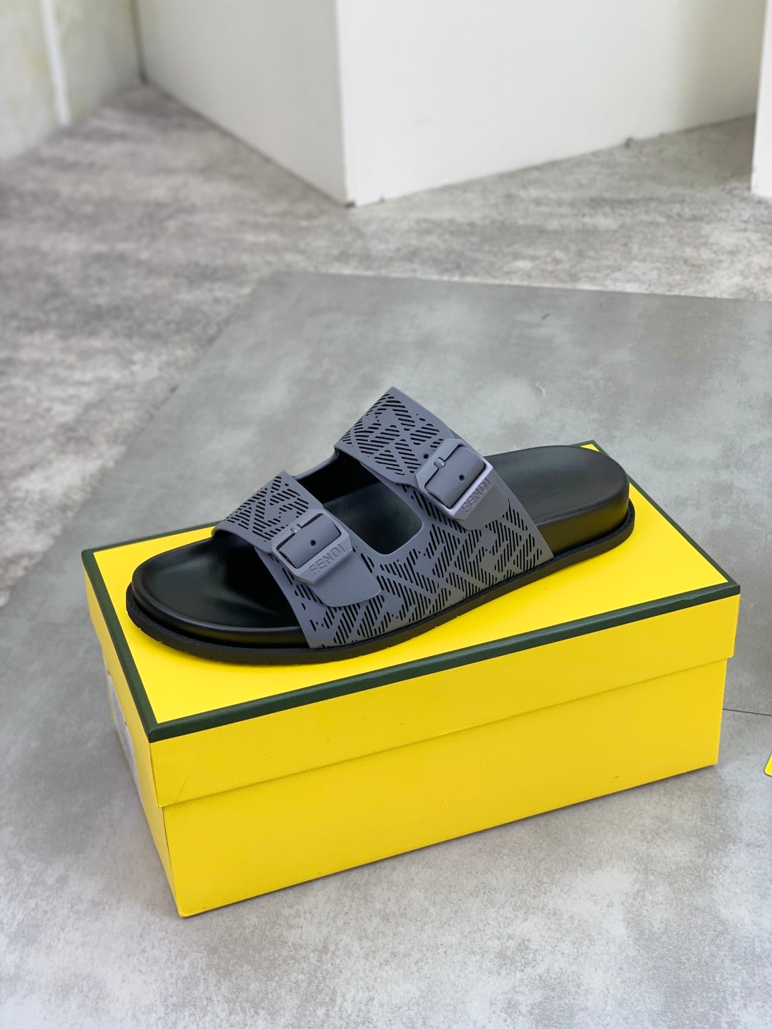 LuxluxHouse Best Quality Sandals Fendi