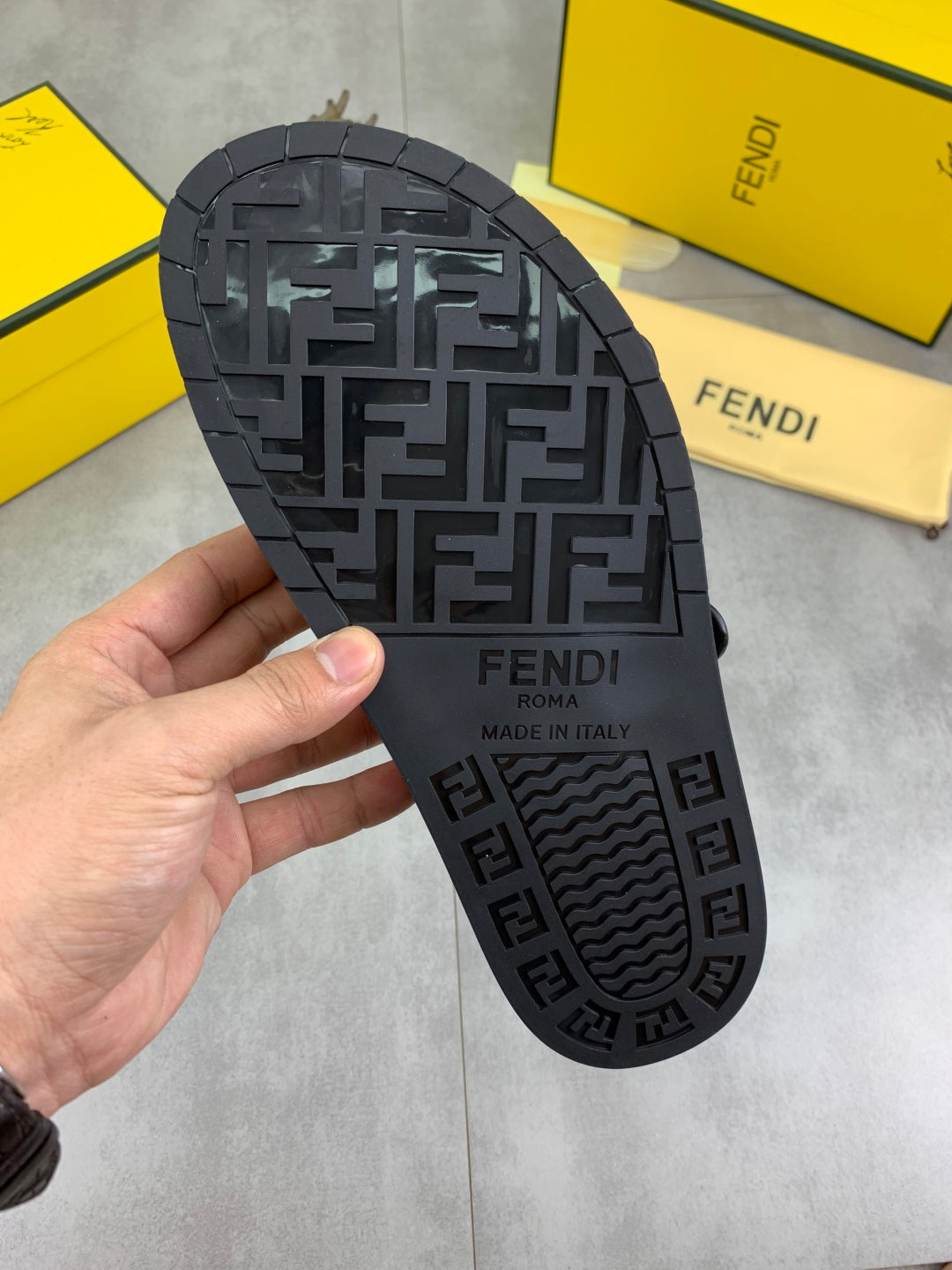 LuxluxHouse Best Quality Sandals Fendi