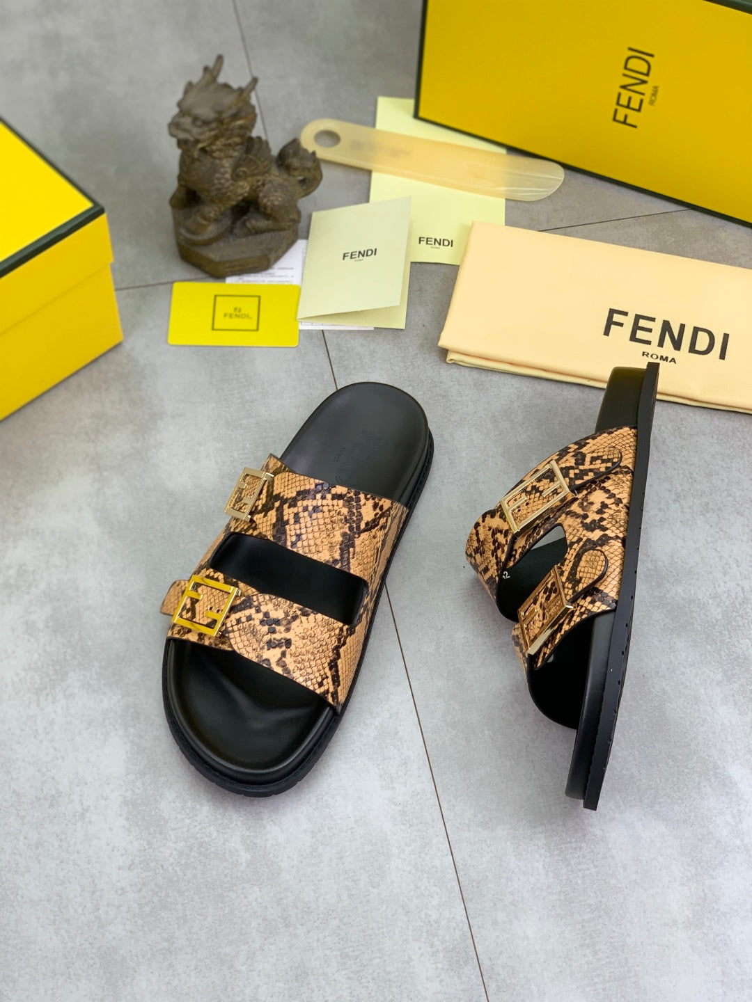 LuxluxHouse Best Quality Sandals Fendi