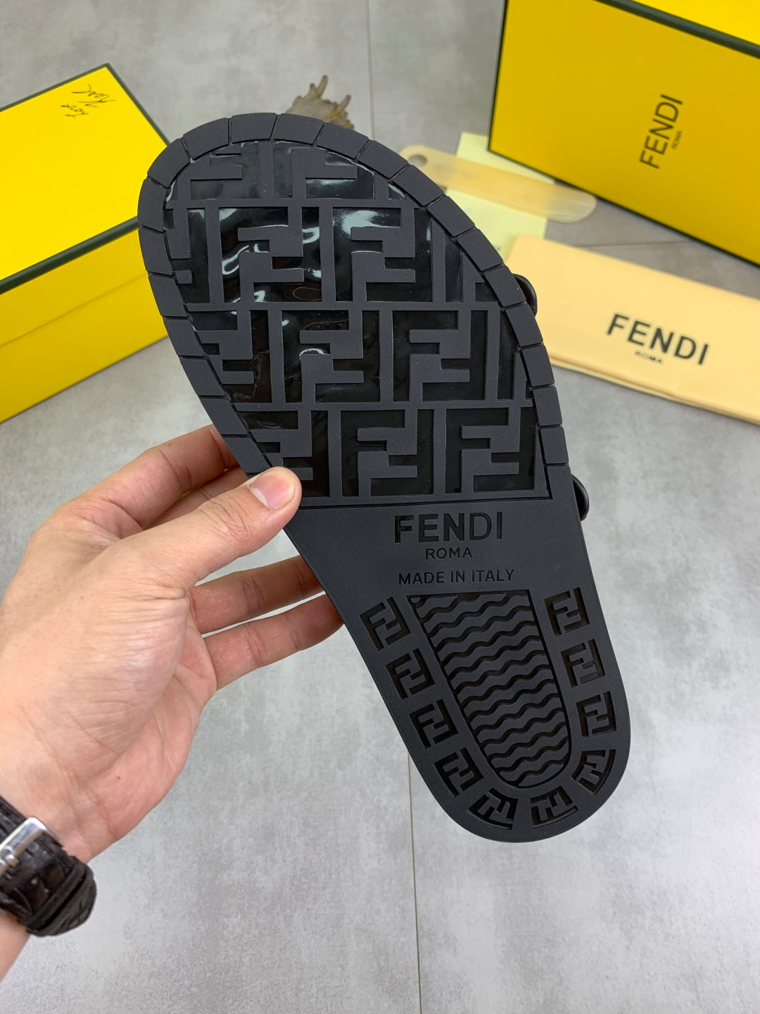 LuxluxHouse Best Quality Sandals Fendi
