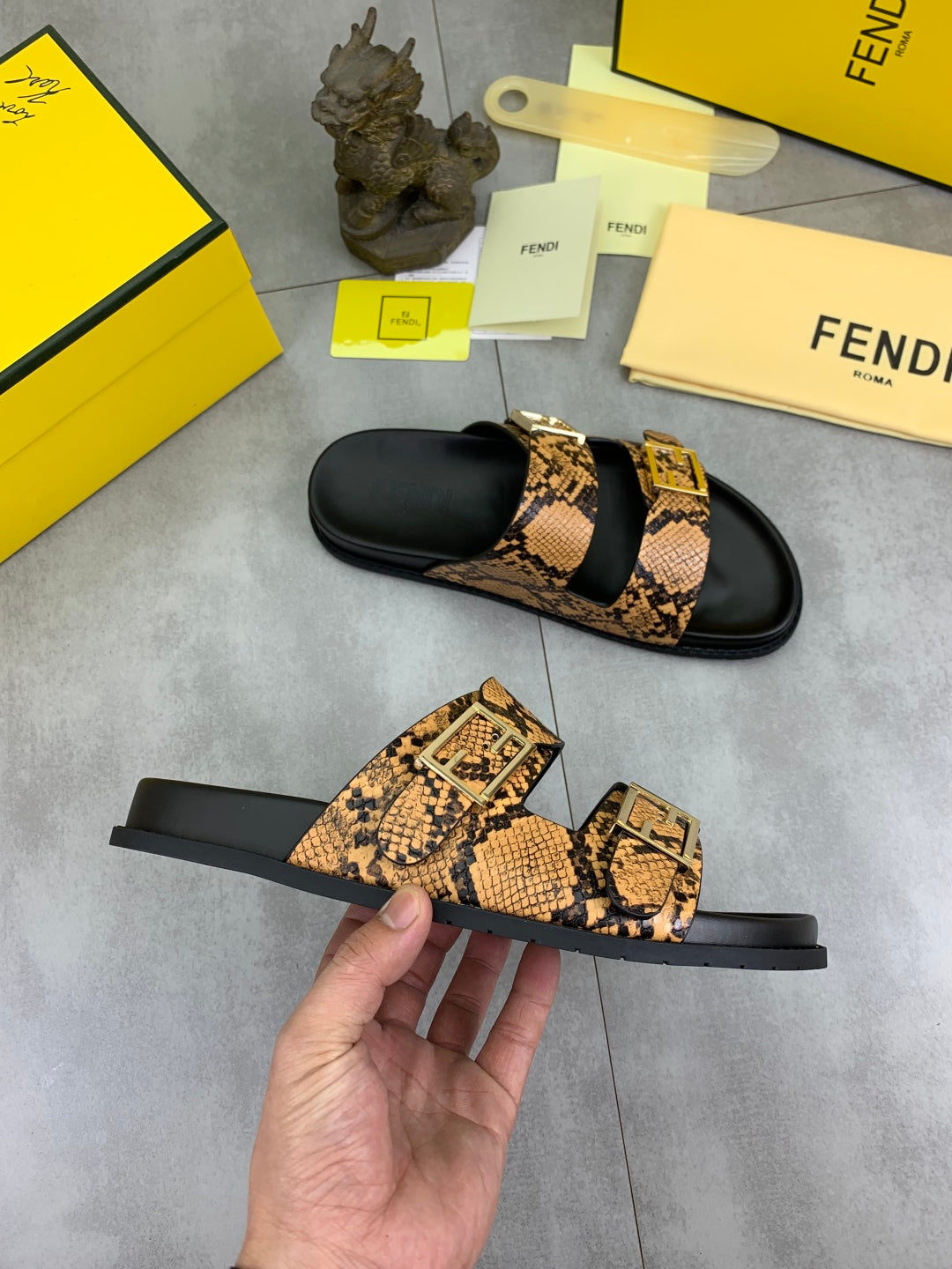 LuxluxHouse Best Quality Sandals Fendi