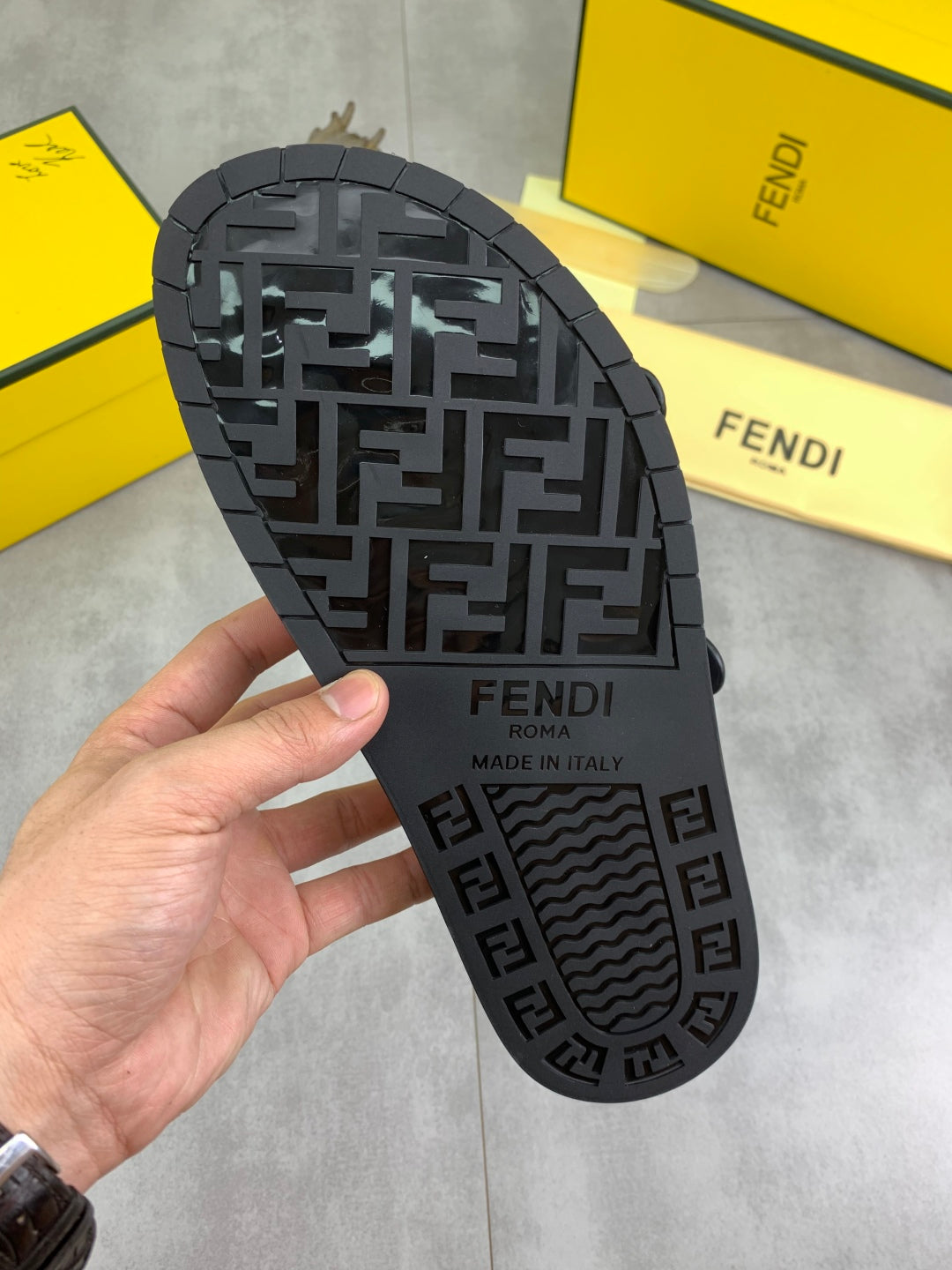 LuxluxHouse Best Quality Sandals Fendi