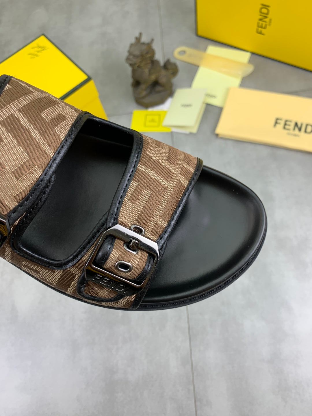 LuxluxHouse Best Quality Sandals Fendi