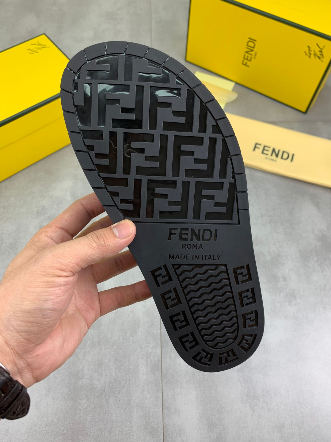 LuxluxHouse Best Quality Sandals Fendi