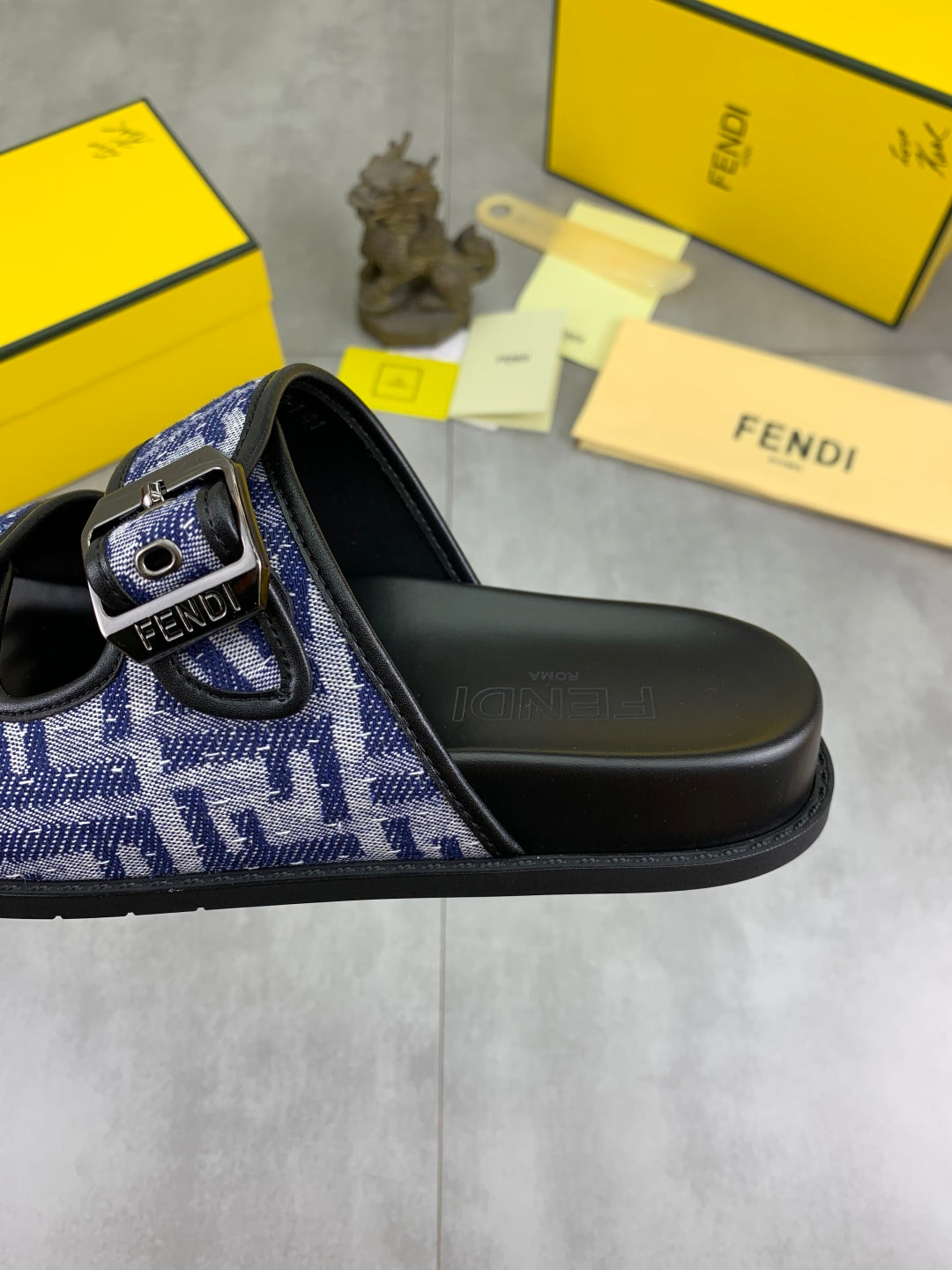 LuxluxHouse Best Quality Sandals Fendi
