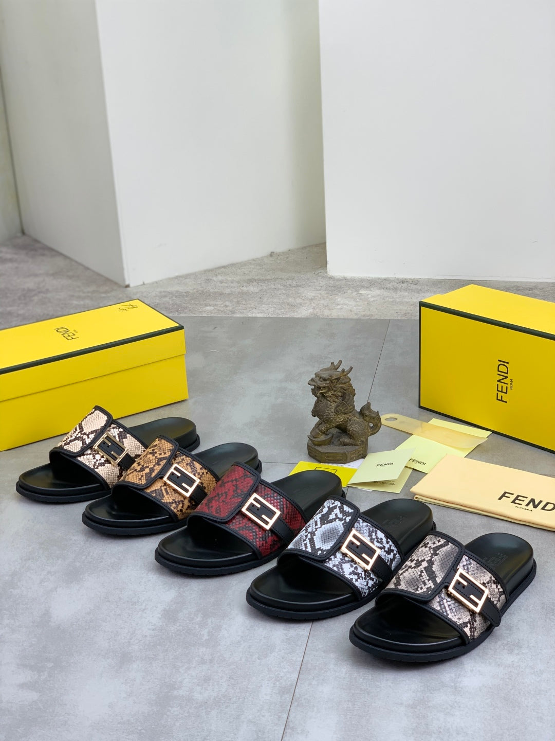 LuxluxHouse Best Quality Sandals Fendi