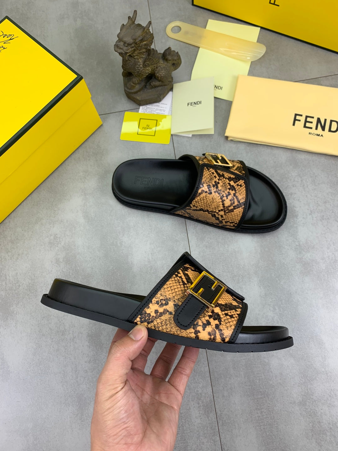 LuxluxHouse Best Quality Sandals Fendi