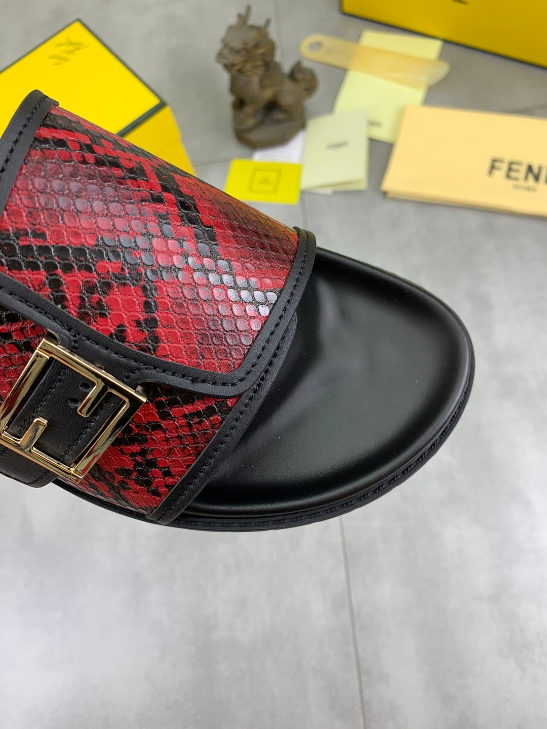 LuxluxHouse Best Quality Sandals Fendi