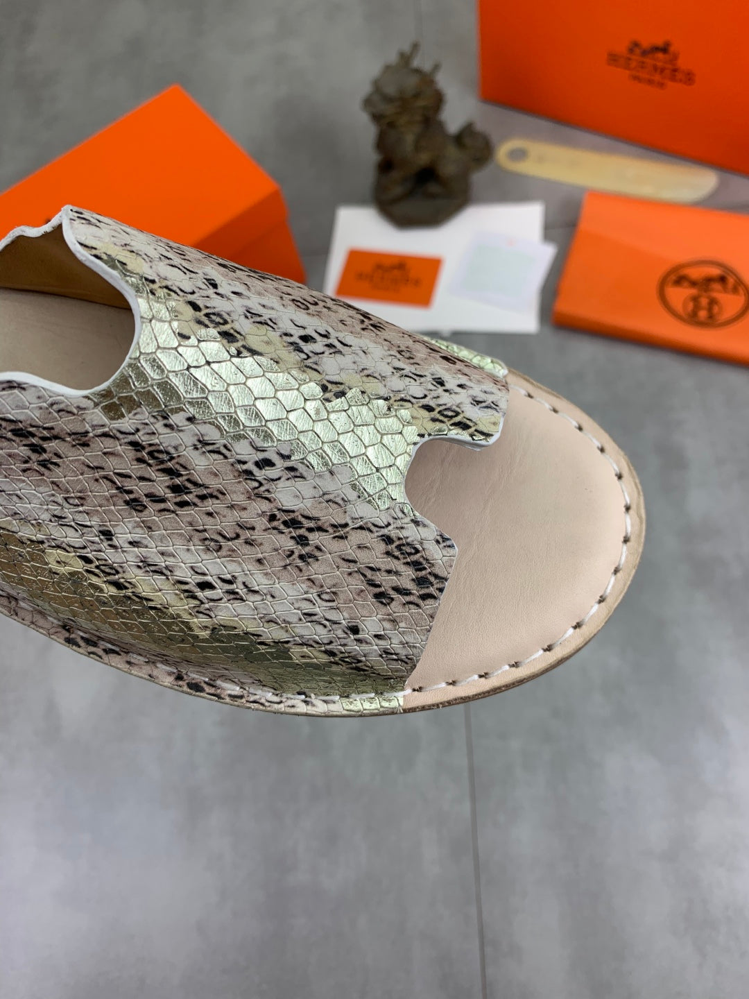 LuxluxHouse Best Quality Shoes Hermes