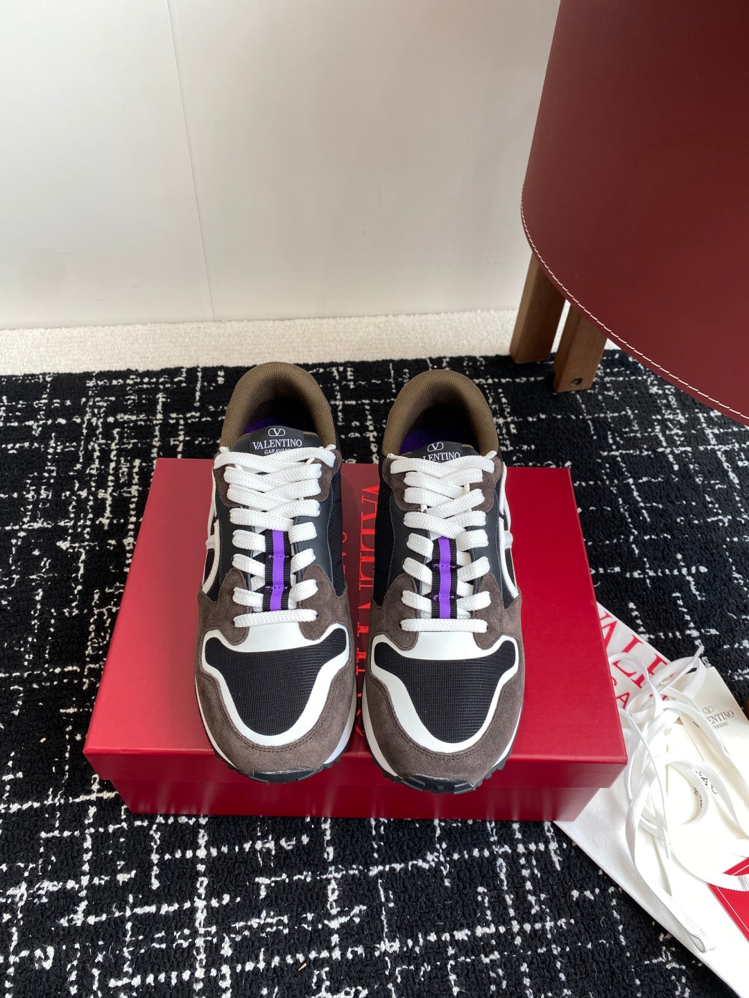 LuxluxHouse Best Quality Shoes Valentino