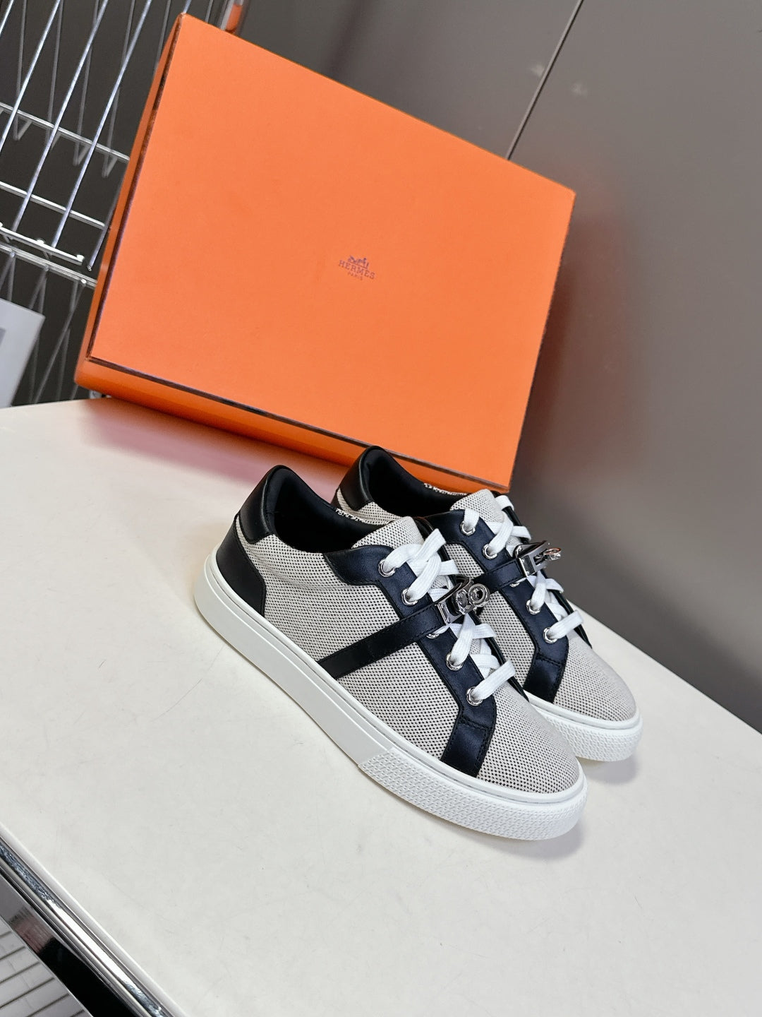 LuxluxHouse Best Quality Women Shoes Hermes