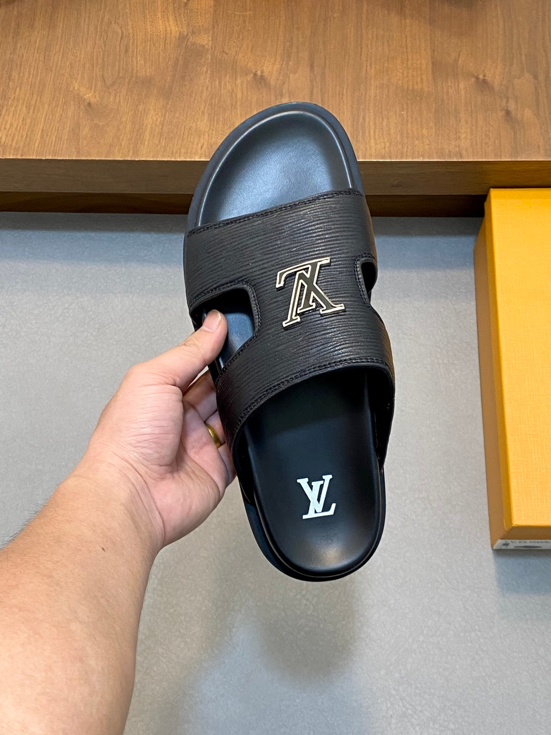 LuxluxHouse Best Quality Sandals Louis Vuitton