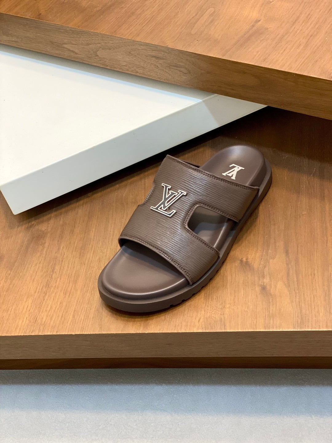 LuxluxHouse Best Quality Sandals Louis Vuitton