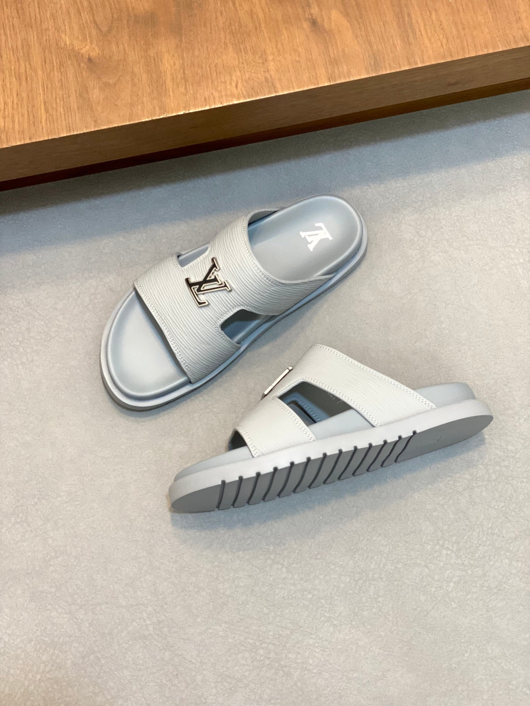 LuxluxHouse Best Quality Sandals Louis Vuitton