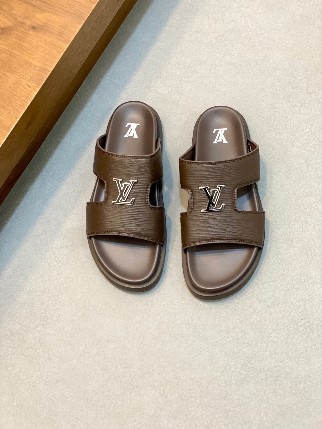 LuxluxHouse Best Quality Sandals Louis Vuitton
