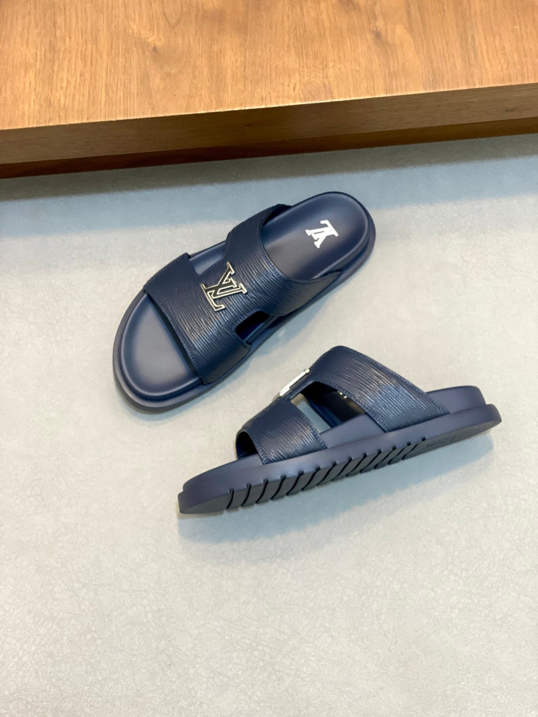 LuxluxHouse Best Quality Sandals Louis Vuitton