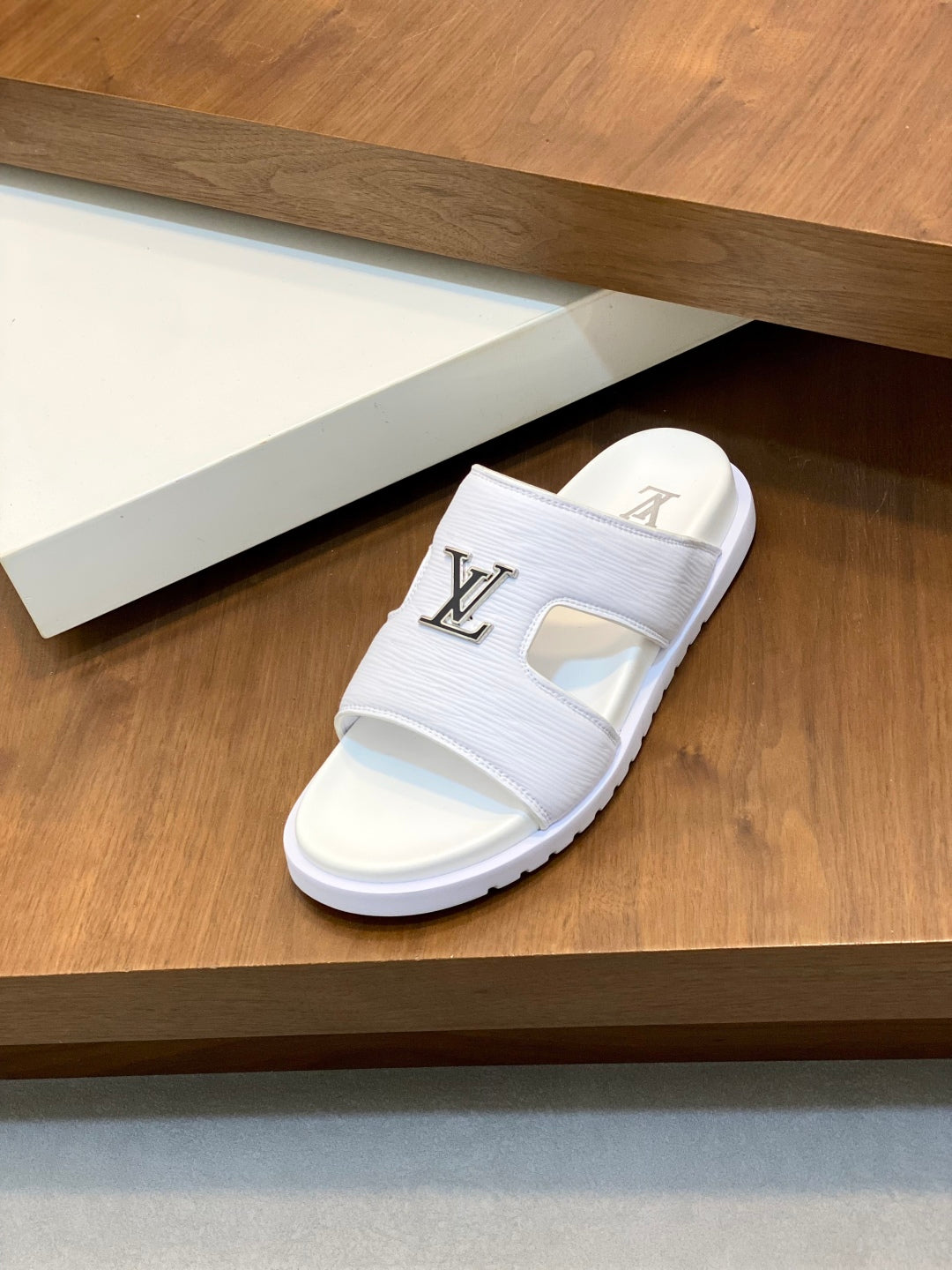 LuxluxHouse Best Quality Sandals Louis Vuitton