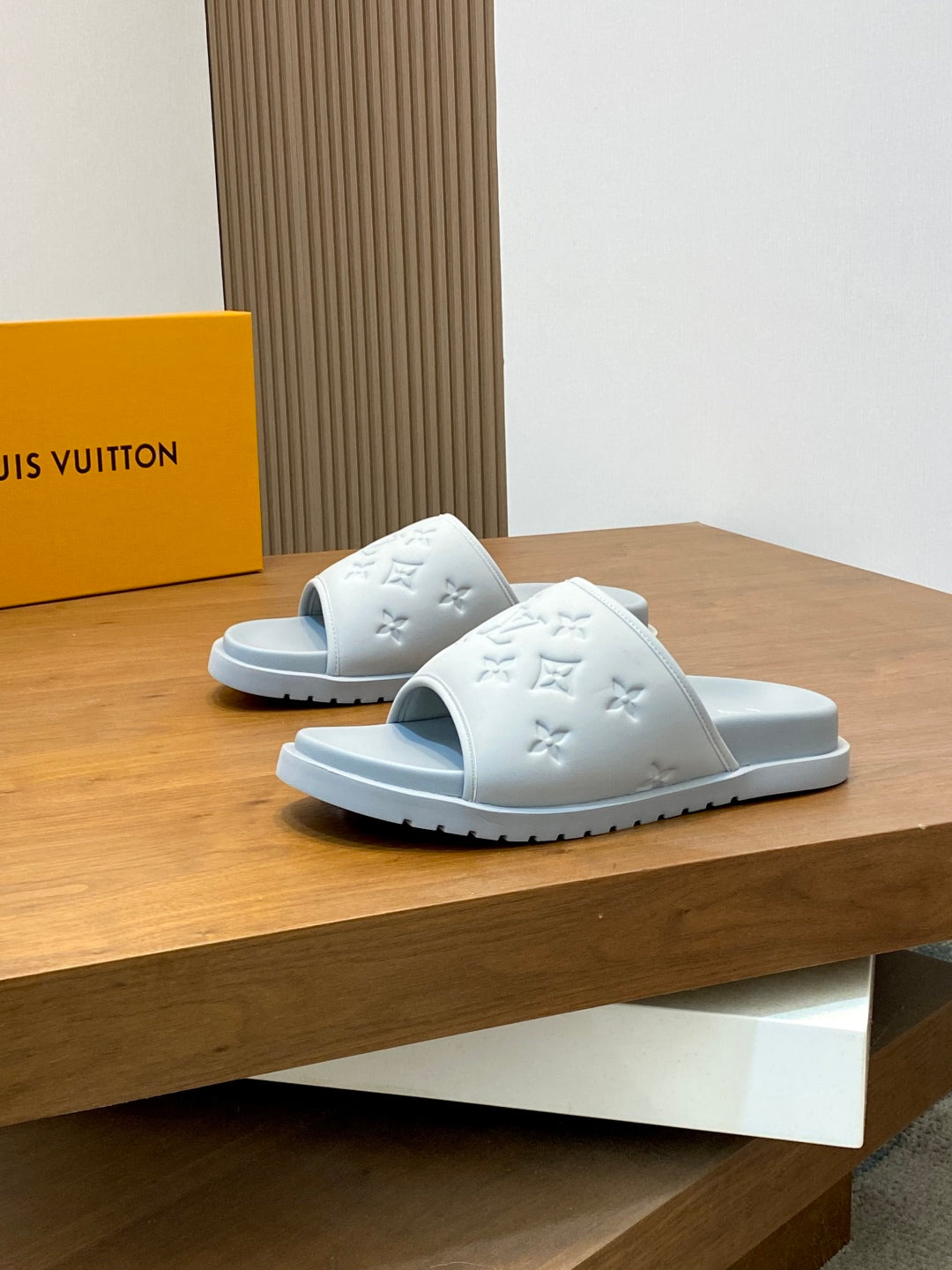 LuxluxHouse Best Quality Sandals Louis Vuitton