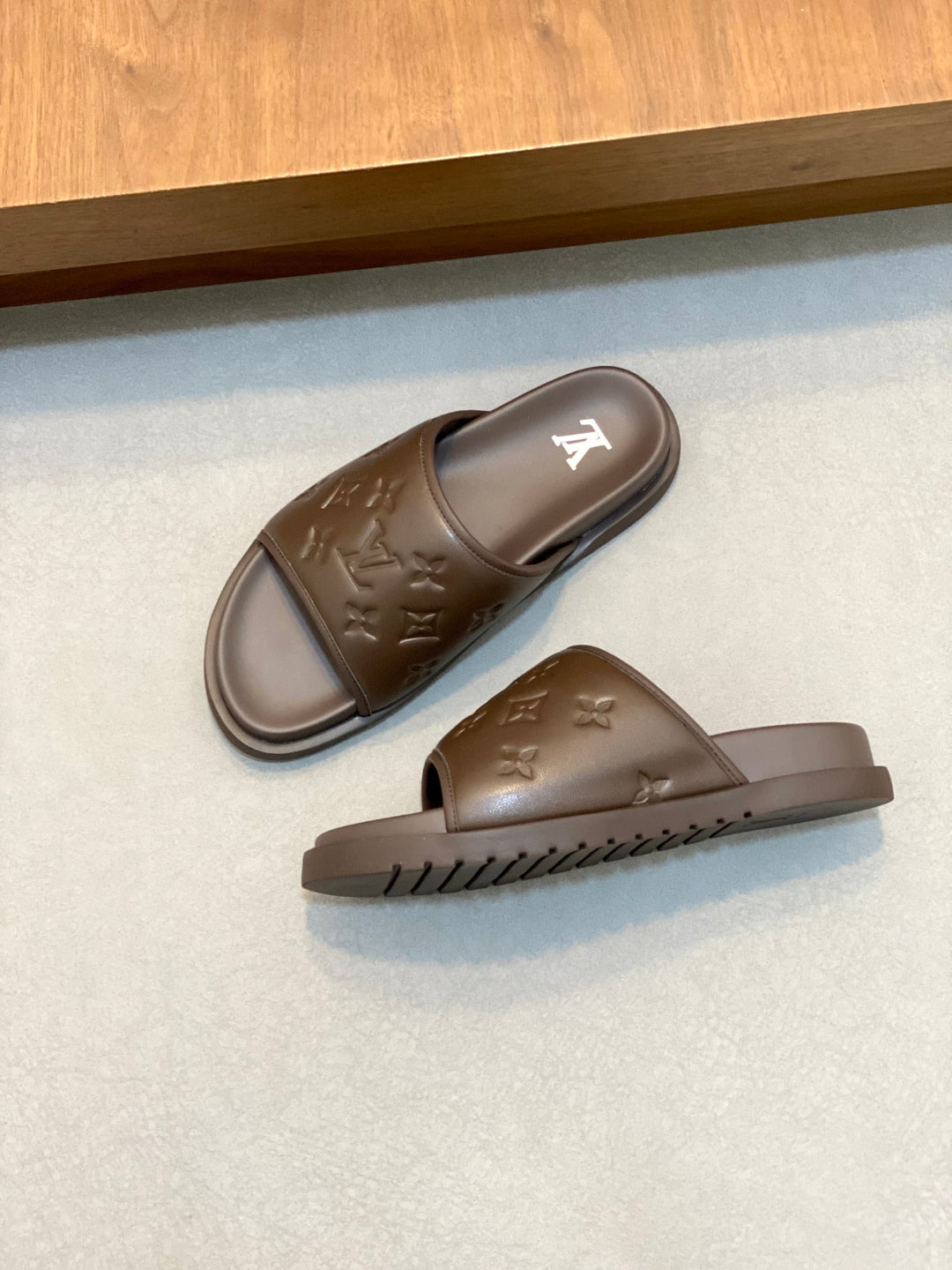 LuxluxHouse Best Quality Sandals Louis Vuitton