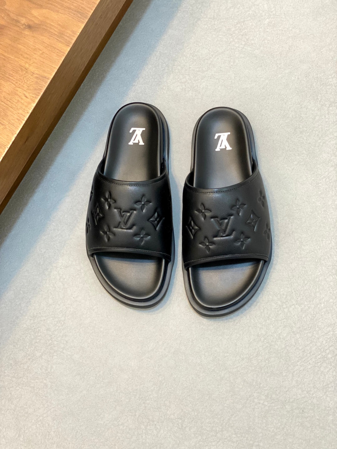 LuxluxHouse Best Quality Sandals Louis Vuitton