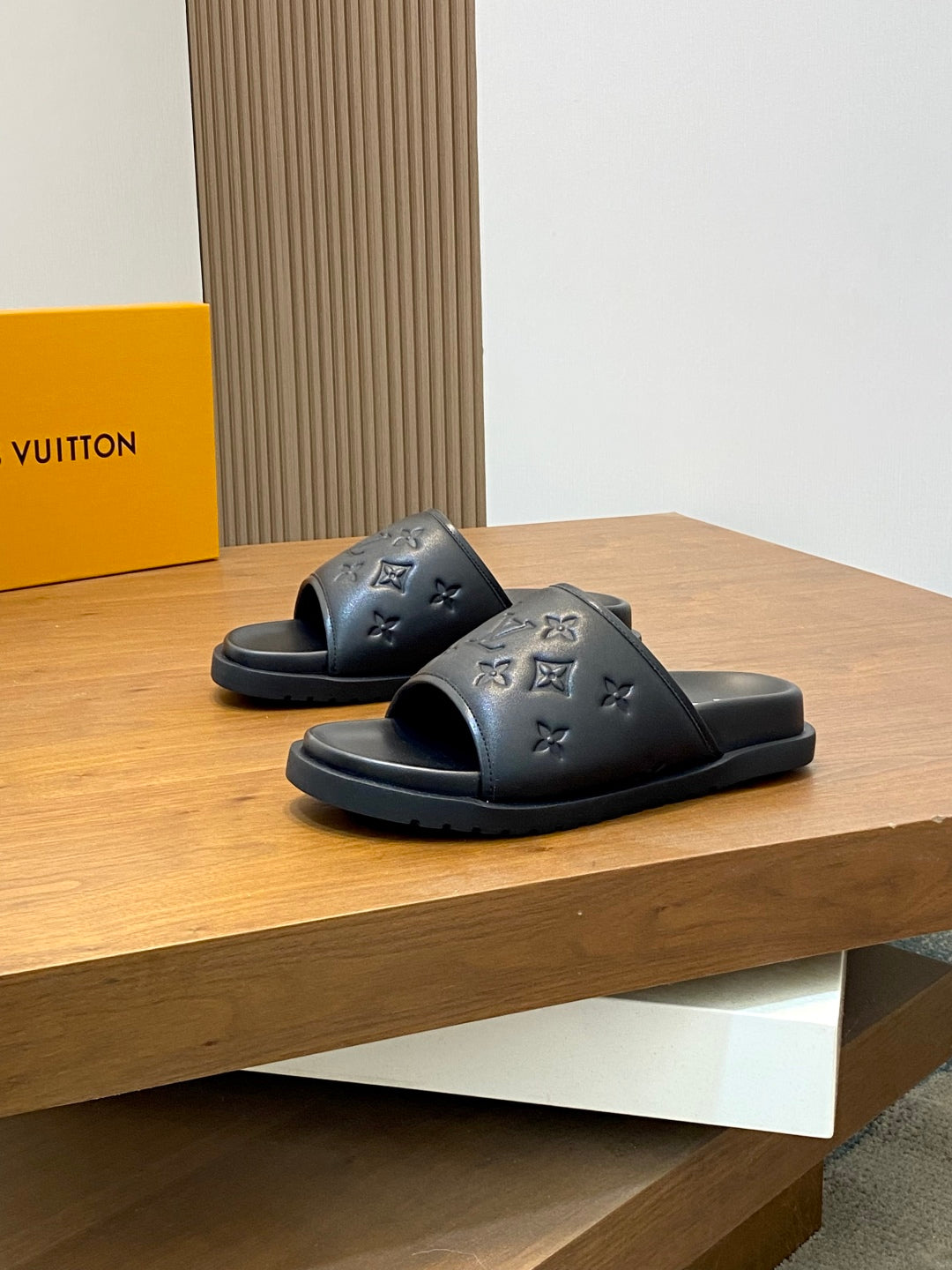 LuxluxHouse Best Quality Sandals Louis Vuitton