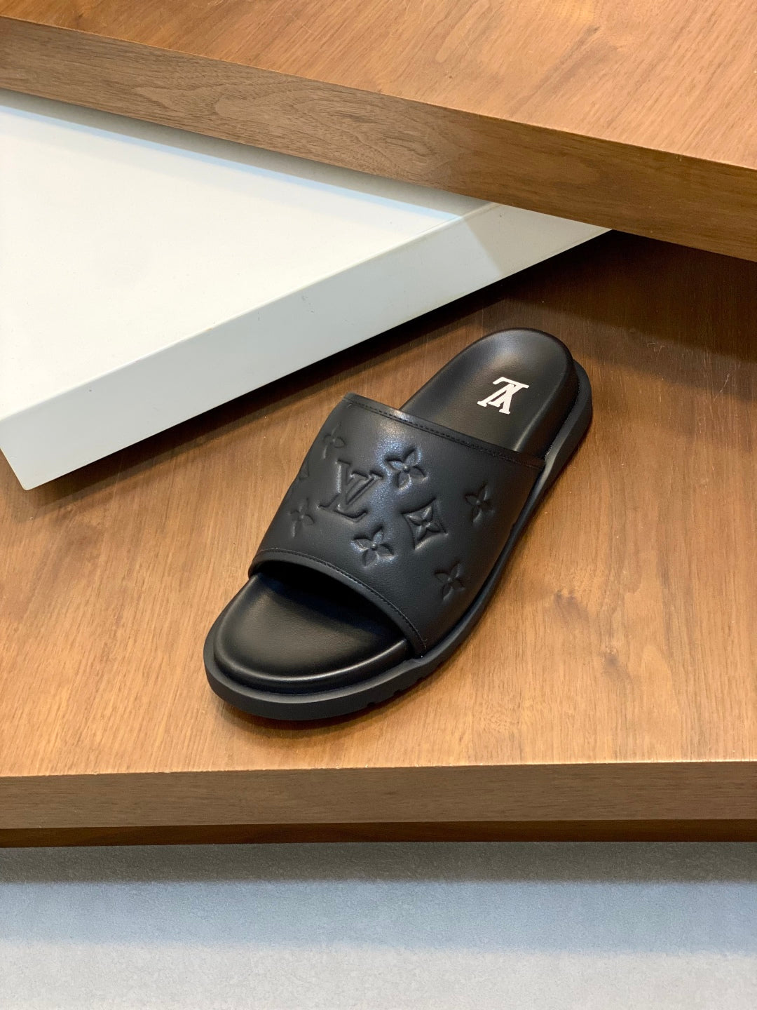 LuxluxHouse Best Quality Sandals Louis Vuitton