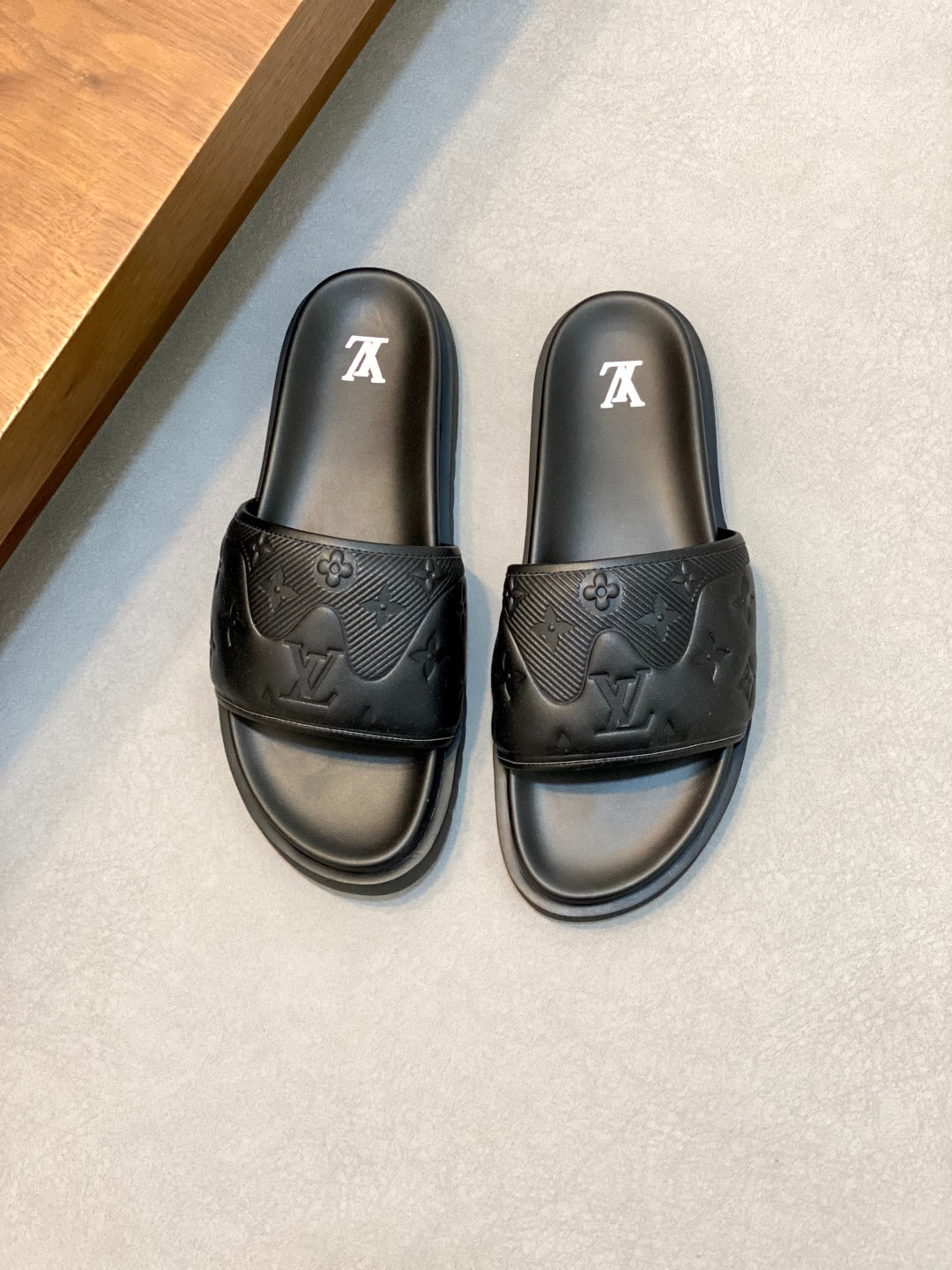 LuxluxHouse Best Quality Sandals Louis Vuitton