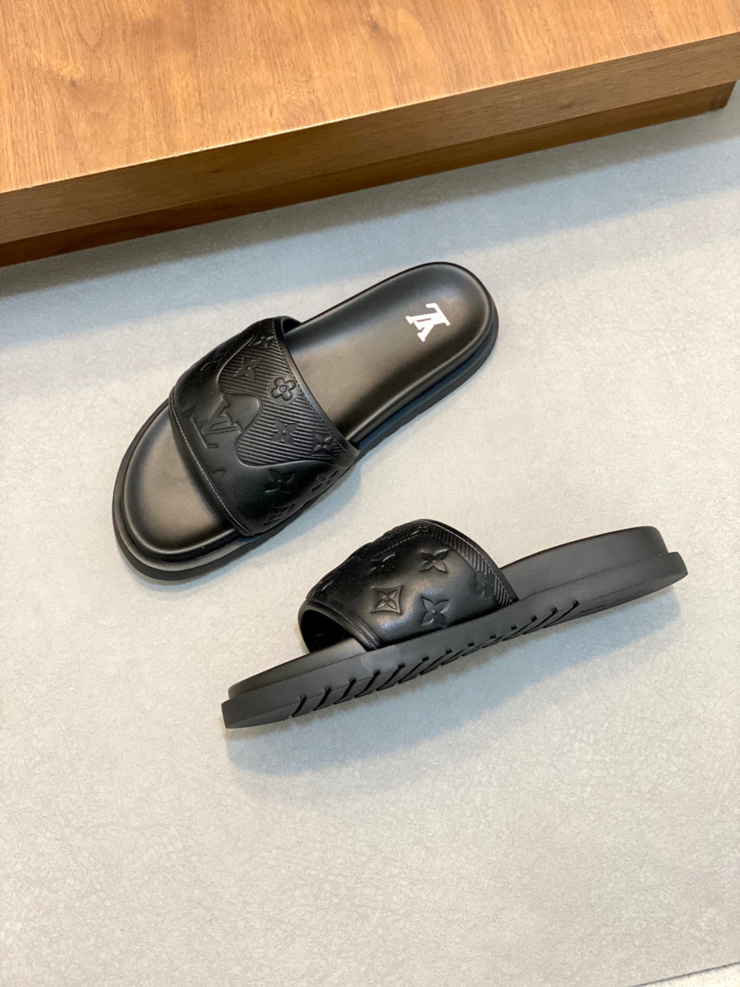 LuxluxHouse Best Quality Sandals Louis Vuitton