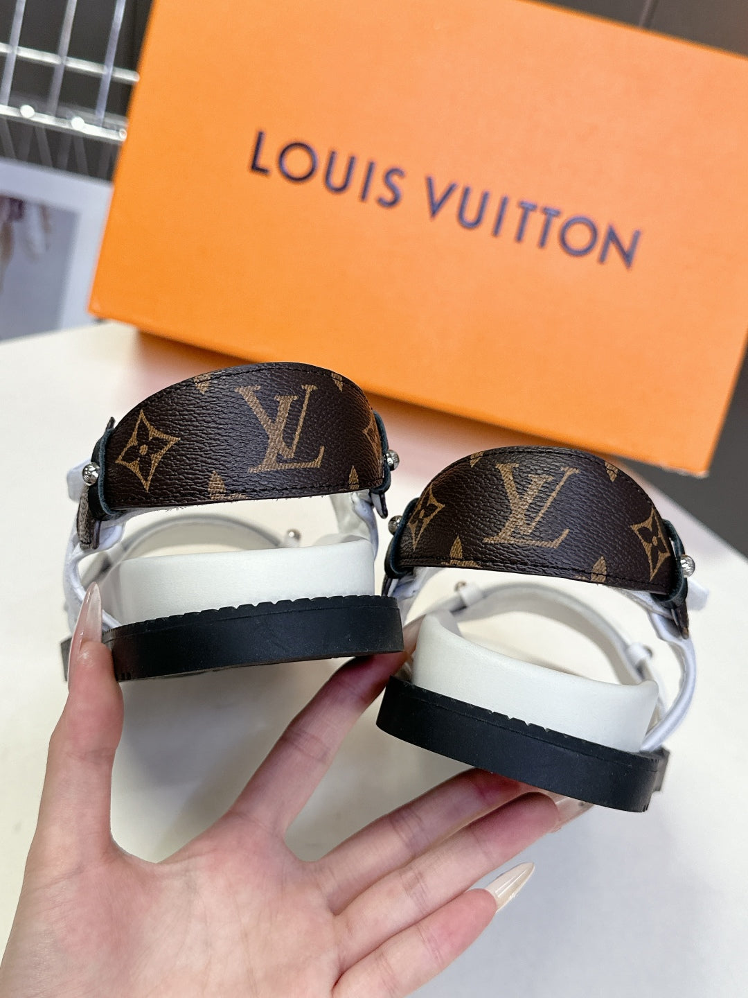 LuxluxHouse Best Quality Women Shoes Louis Vuitton