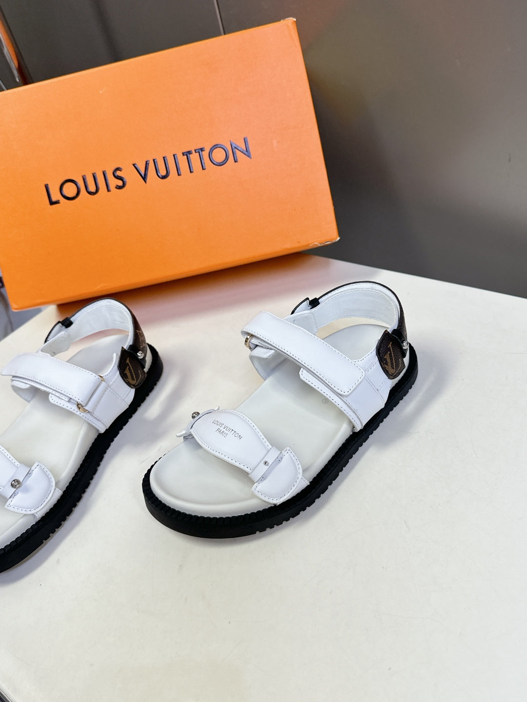 LuxluxHouse Best Quality Women Shoes Louis Vuitton