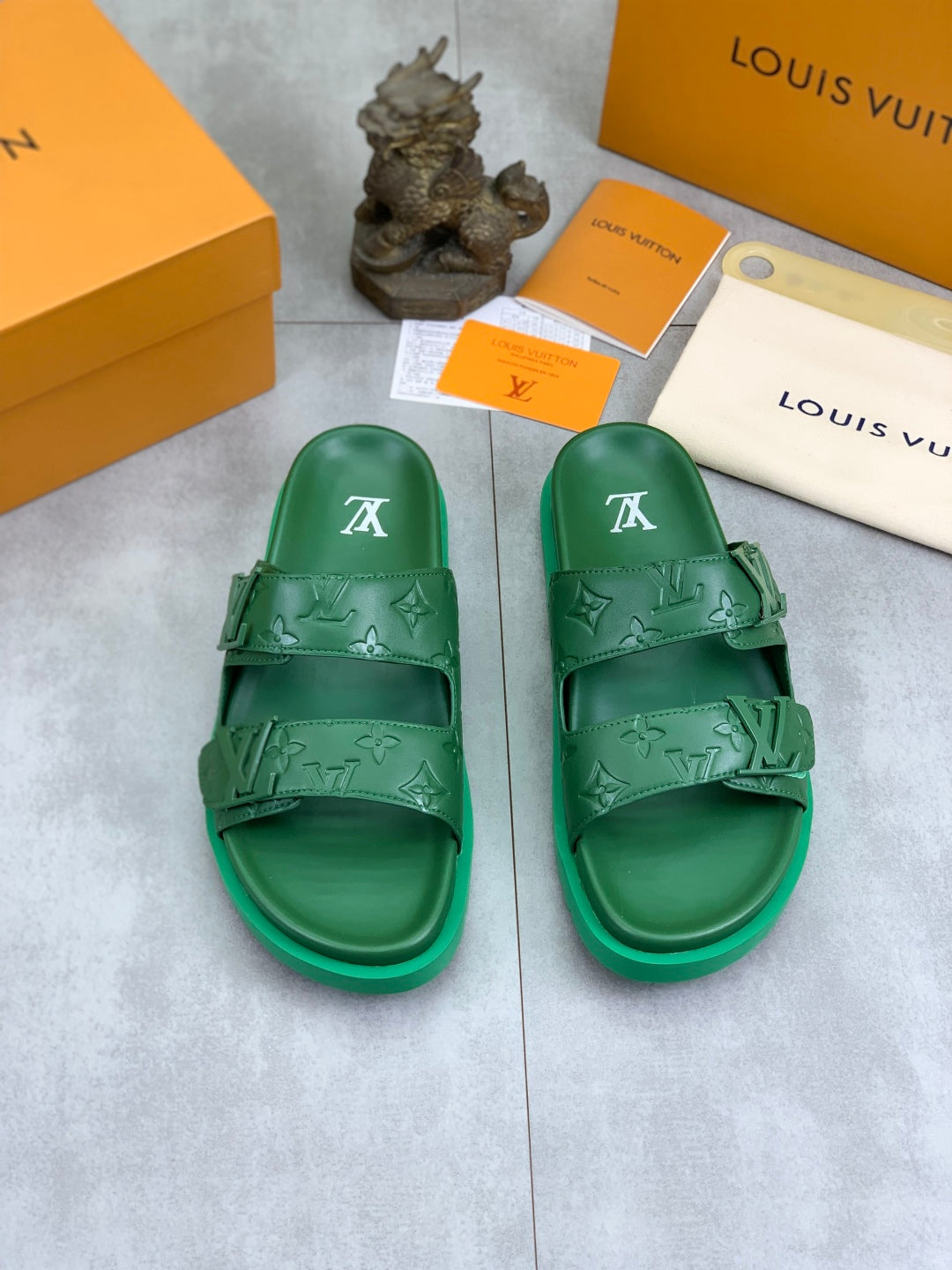 LuxluxHouse Best Quality Sandals Louis Vuitton