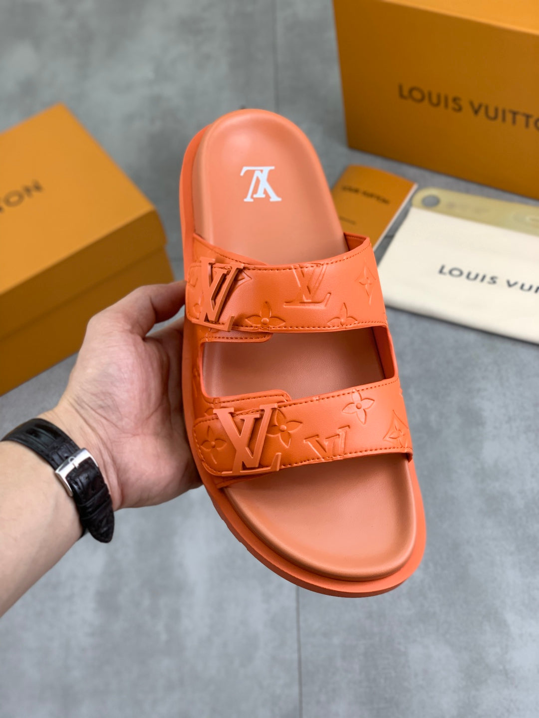 LuxluxHouse Best Quality Sandals Louis Vuitton