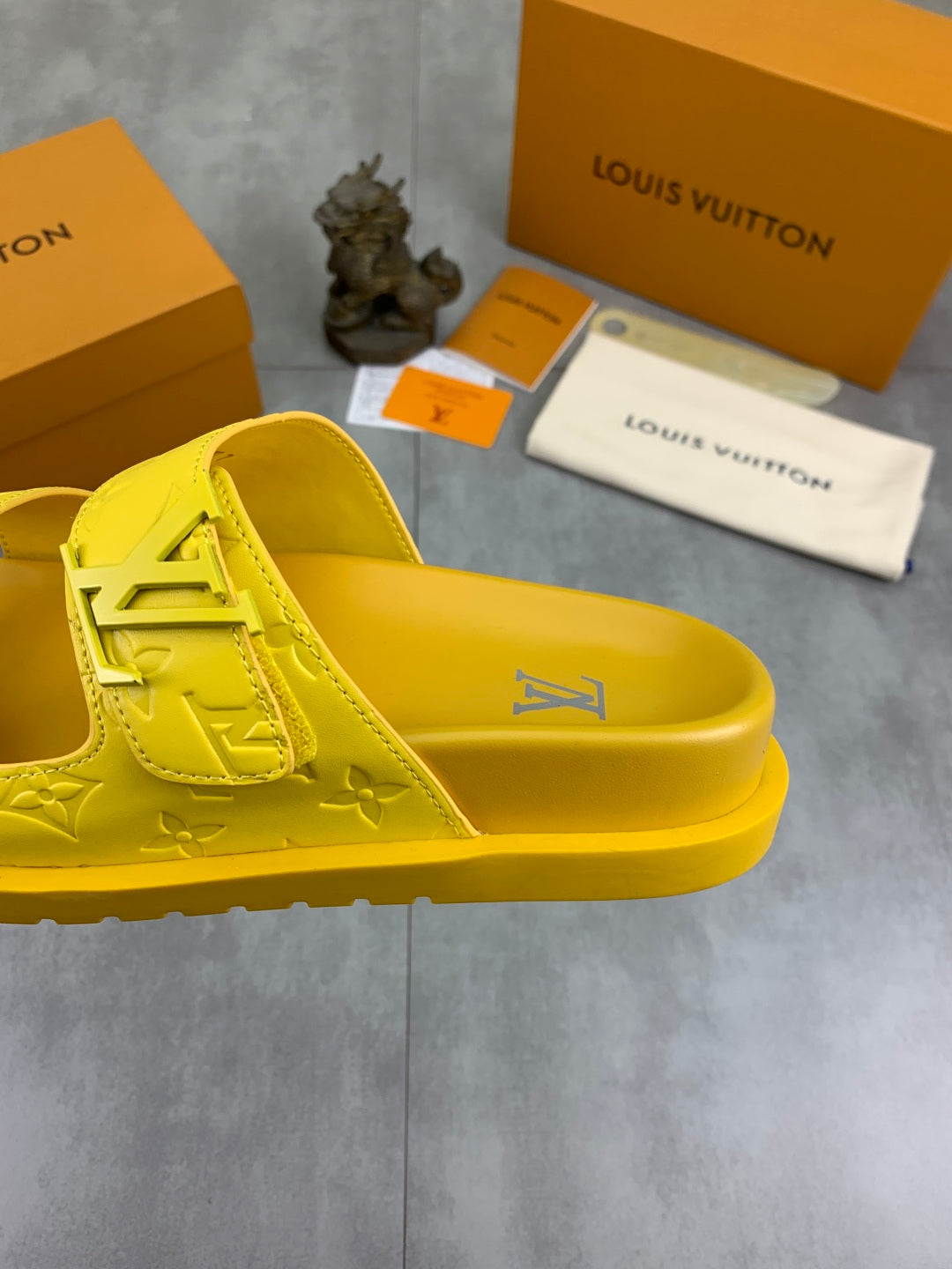 LuxluxHouse Best Quality Sandals Louis Vuitton