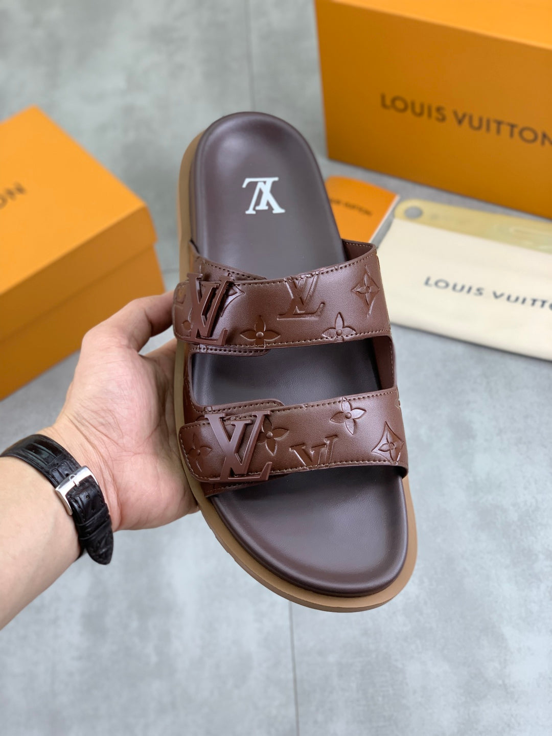LuxluxHouse Best Quality Sandals Louis Vuitton